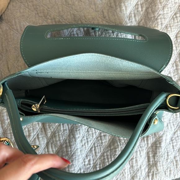 Robbin’s egg purse - Picture 3 of 6